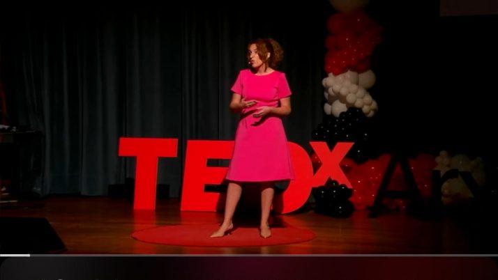 Charla TEDx ¿El fin del amor?